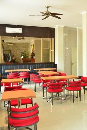 Chiaro Hotel Syariah Sidoarjo Esterno foto